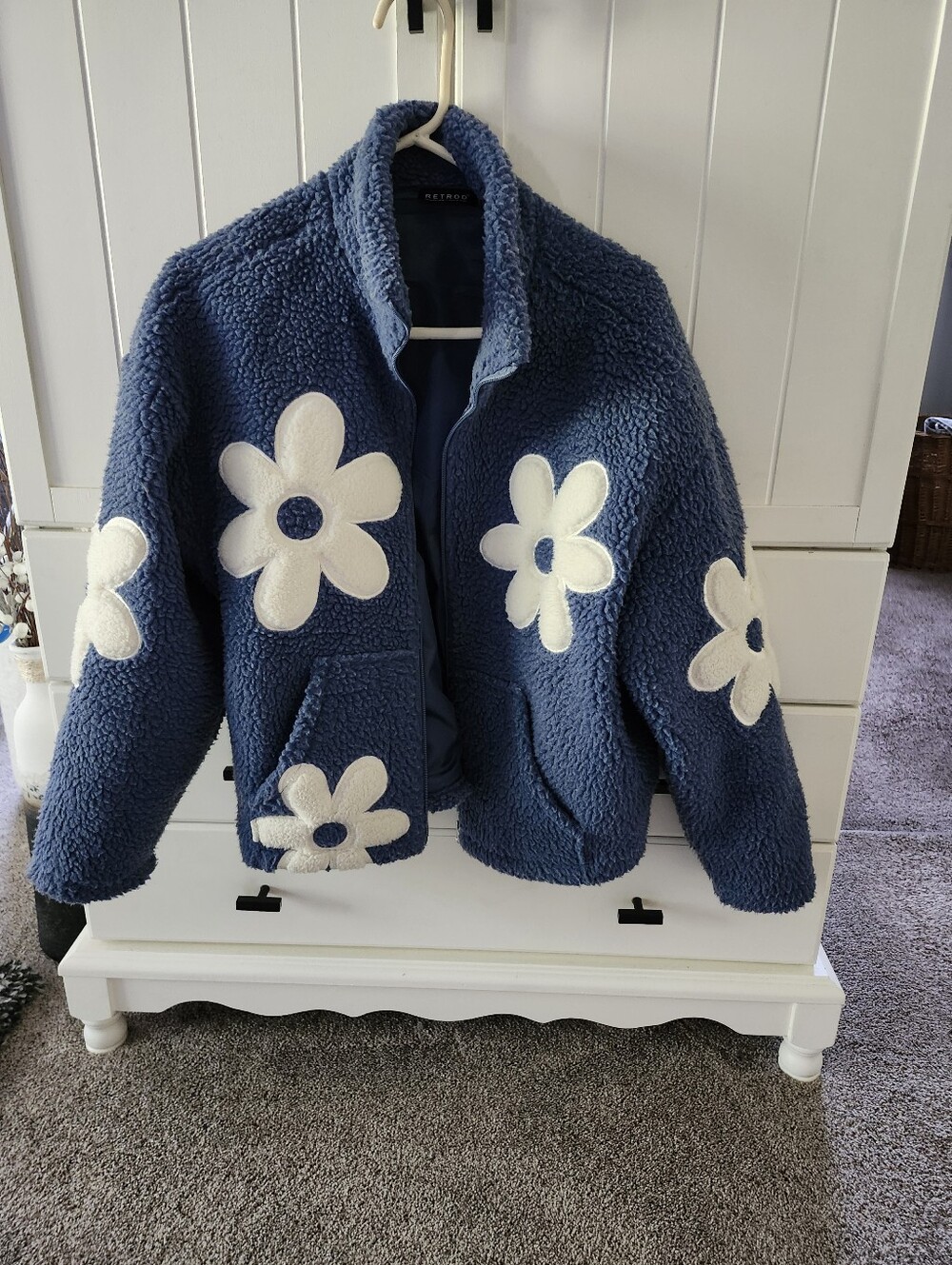 Woman Blue Sherpa Jacket with White Flower Appliqués Sz Xs